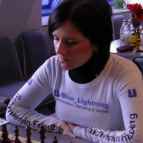 Lili Tóth